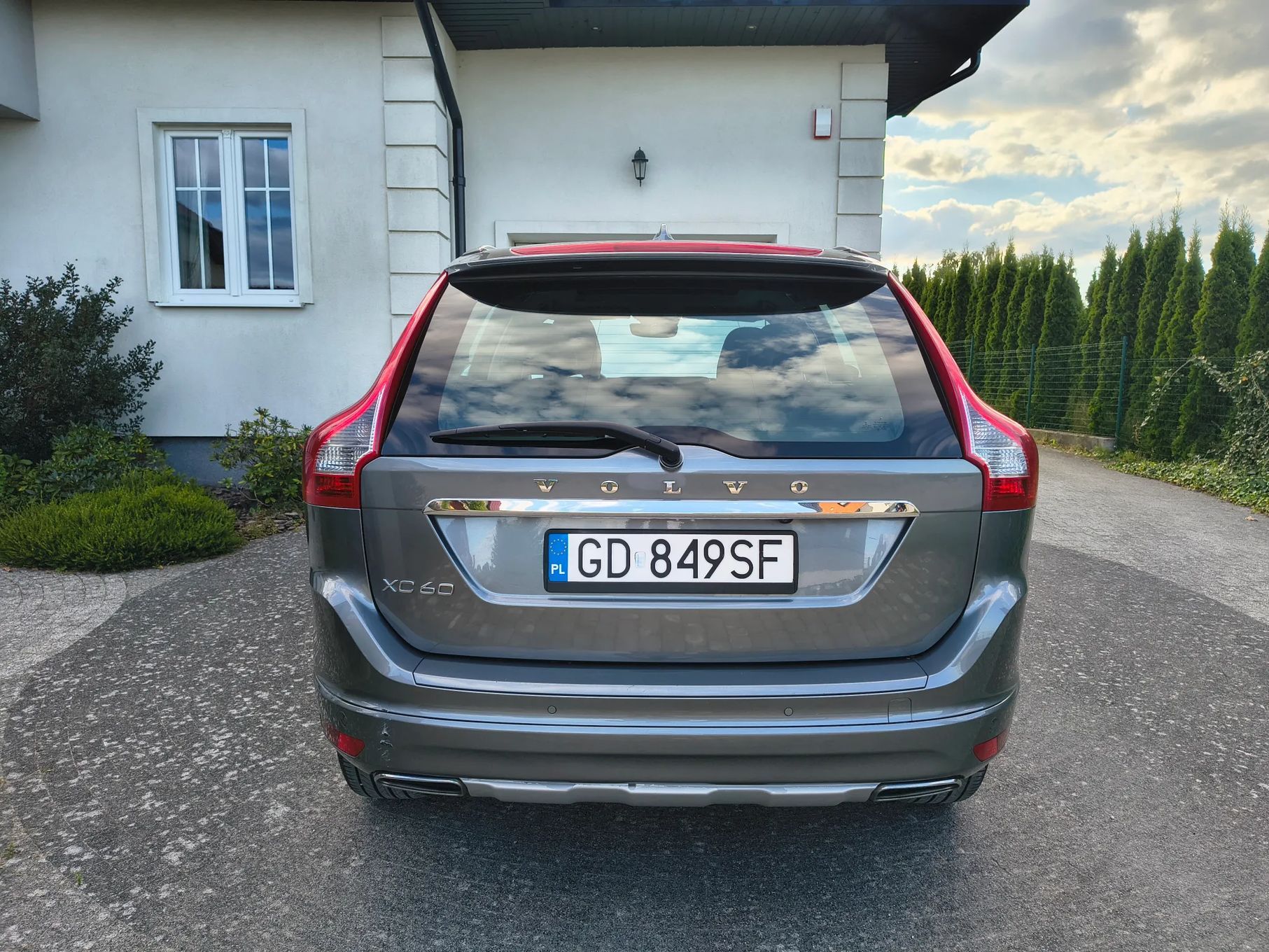 Volvo XC 60 Volvo XC60 D4-Drive Summum 190 KM