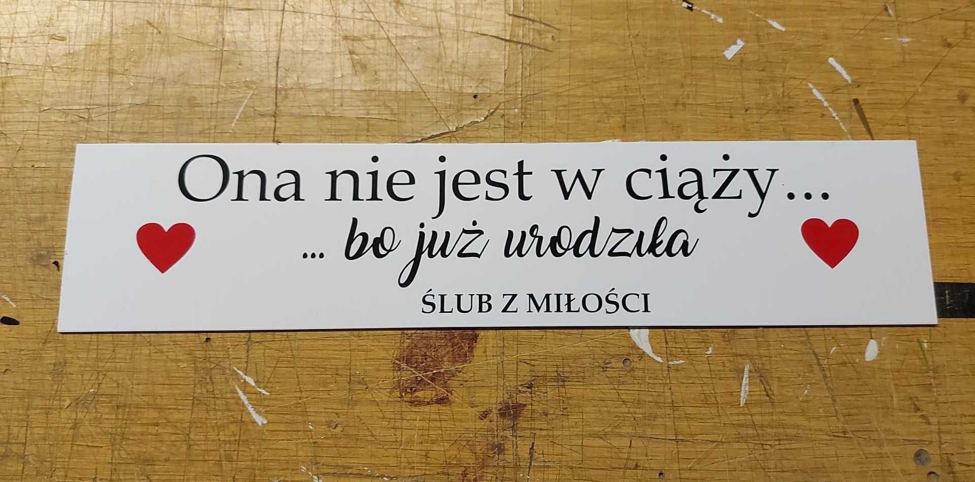 Tablice Ona nie jest w ciąży urodziła On nie jest PCV 2 wodoodporne