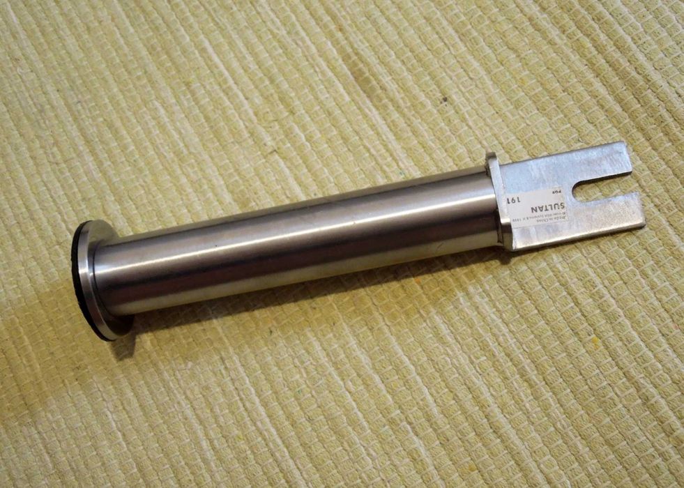 8 pés para cama Ikea Sultan aço inox / 8 Ikea Sultan Bed Frame Legs