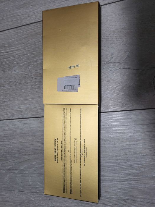 Набір матових помад kylie birthday edition нові