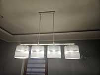 Lampa wisząca 4 klosze z żarówkami i dodatkowymi kloszami