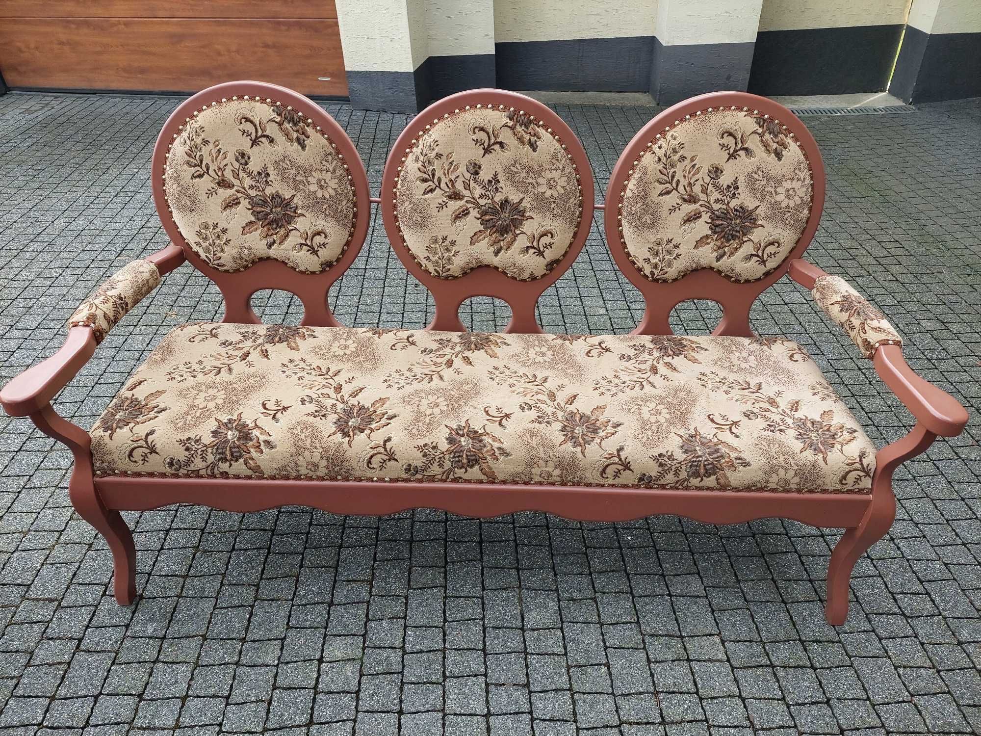 Mało używany zestaw mebli tapicerowanych 3 krzesła i ławka