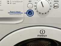 sprzedam pralkę Indesit używane oraz łóżko 140/200