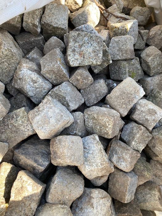 Kostka granitowa używana 1 tona super cena 100 zł tona jak leci