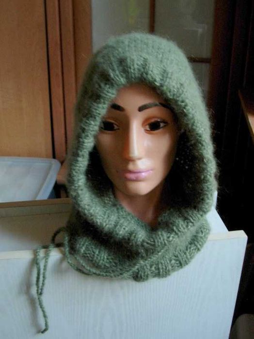 zielony kaptur fluffy balaclava z alpaki i kid-silka