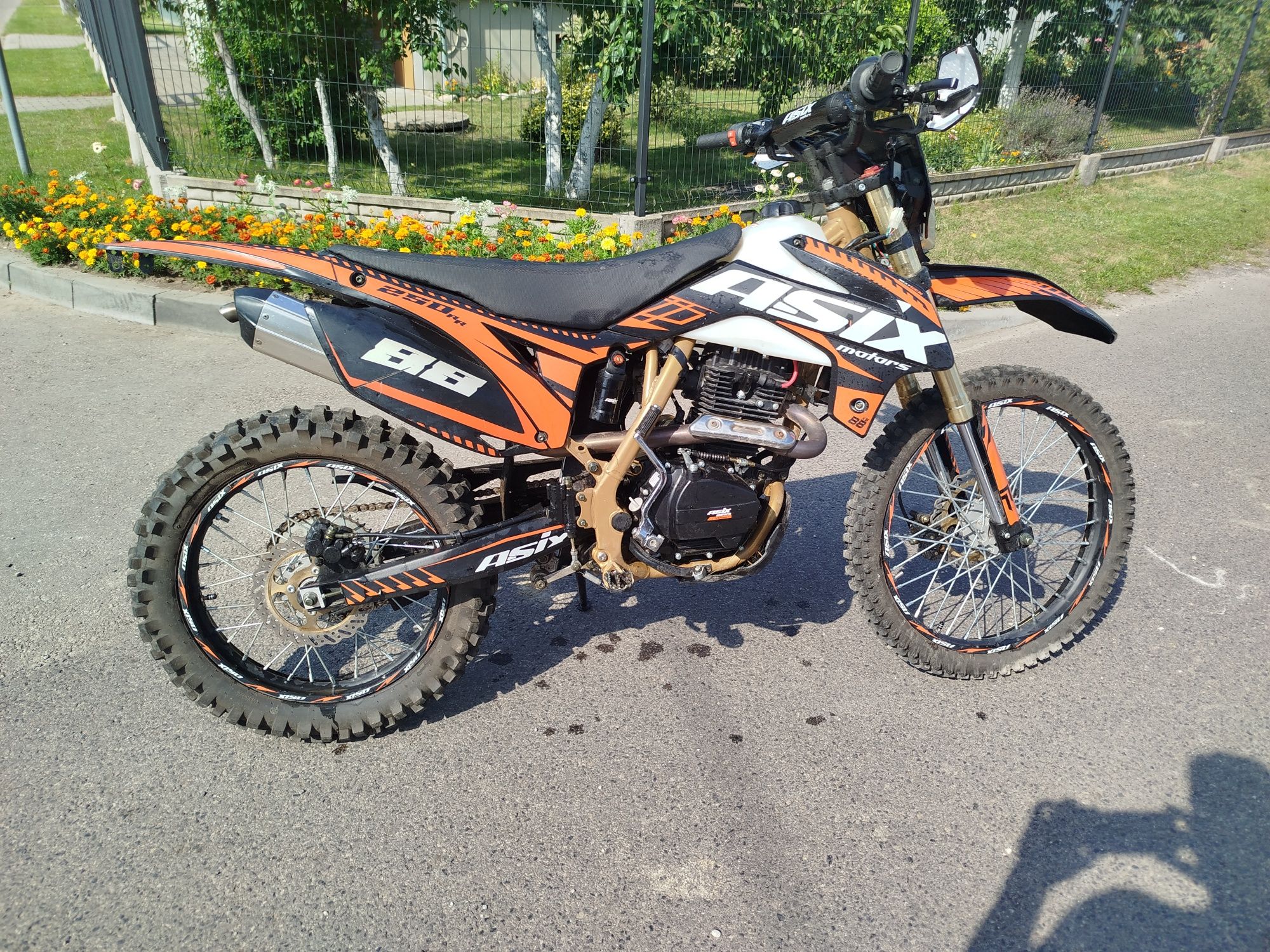 Cross ASIX 250 cc