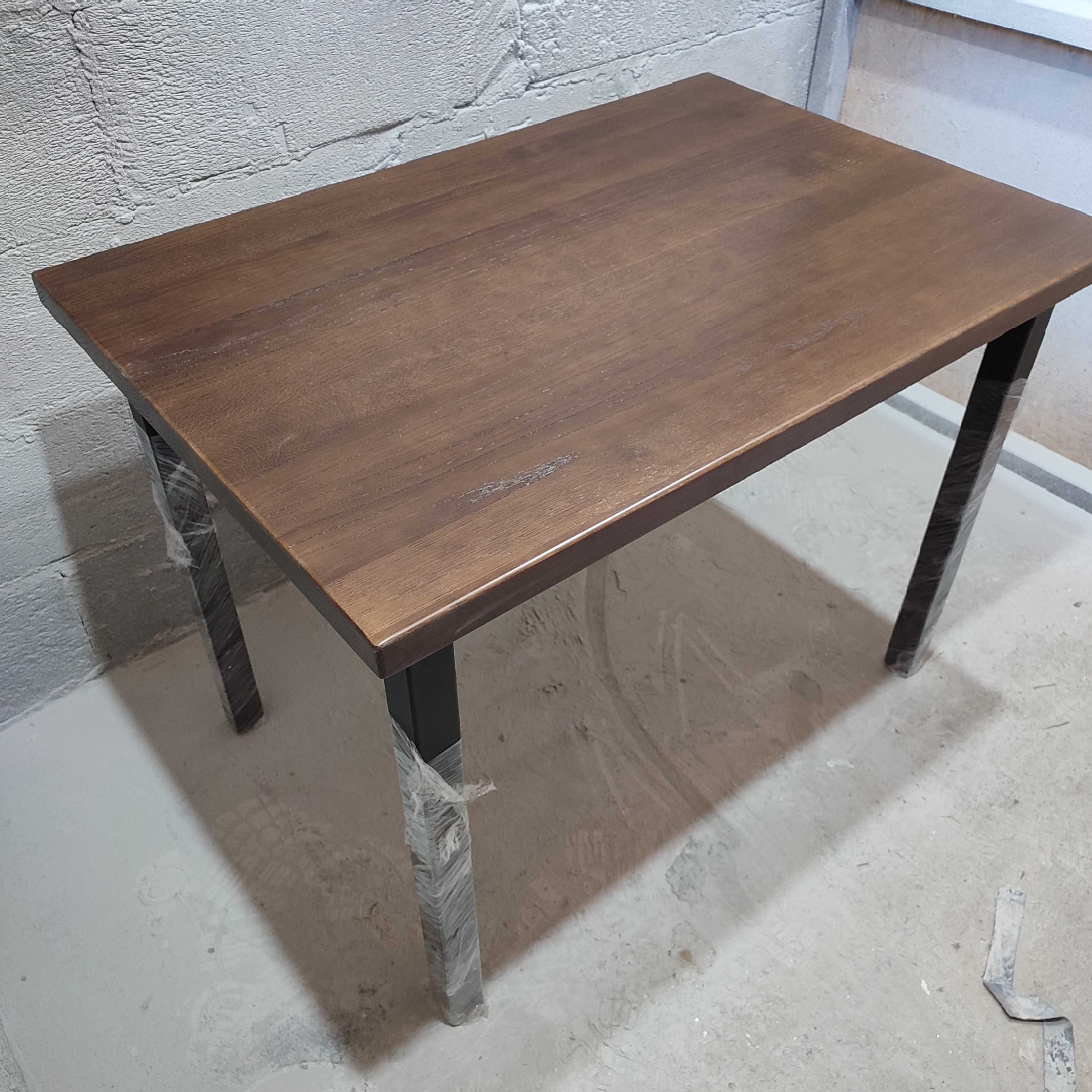 Stół 110x75 metalowe nogi