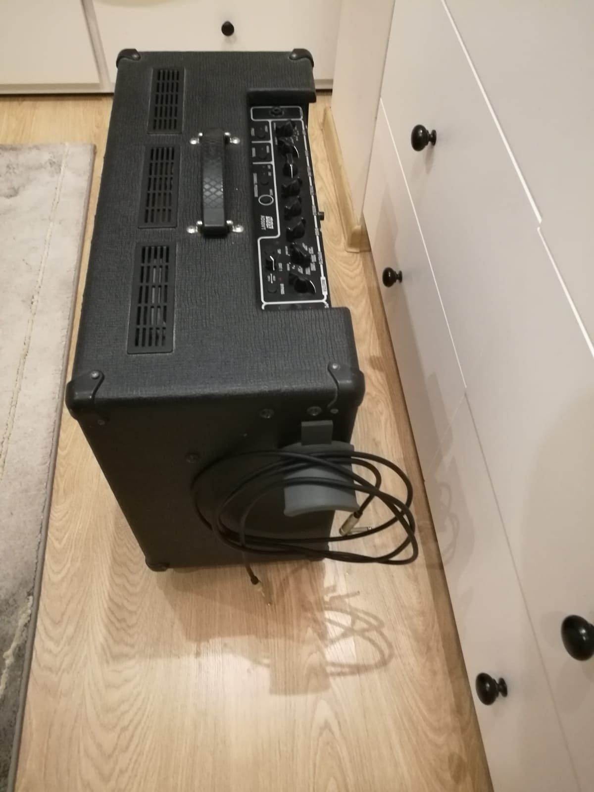 legendarny wzmacniacz gitarowy VOX AD50VT