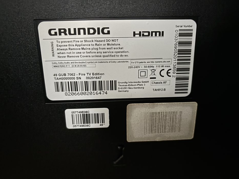 Telewizor LED Grundig 49 cali ze Smartem i dekkderem DVBT2 z pilotem