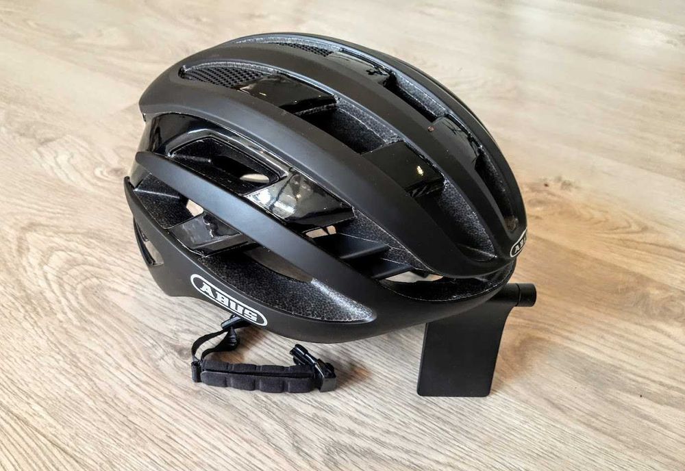 Шлем велосипедный Abus  AirBreaker, легкий, с сеткой