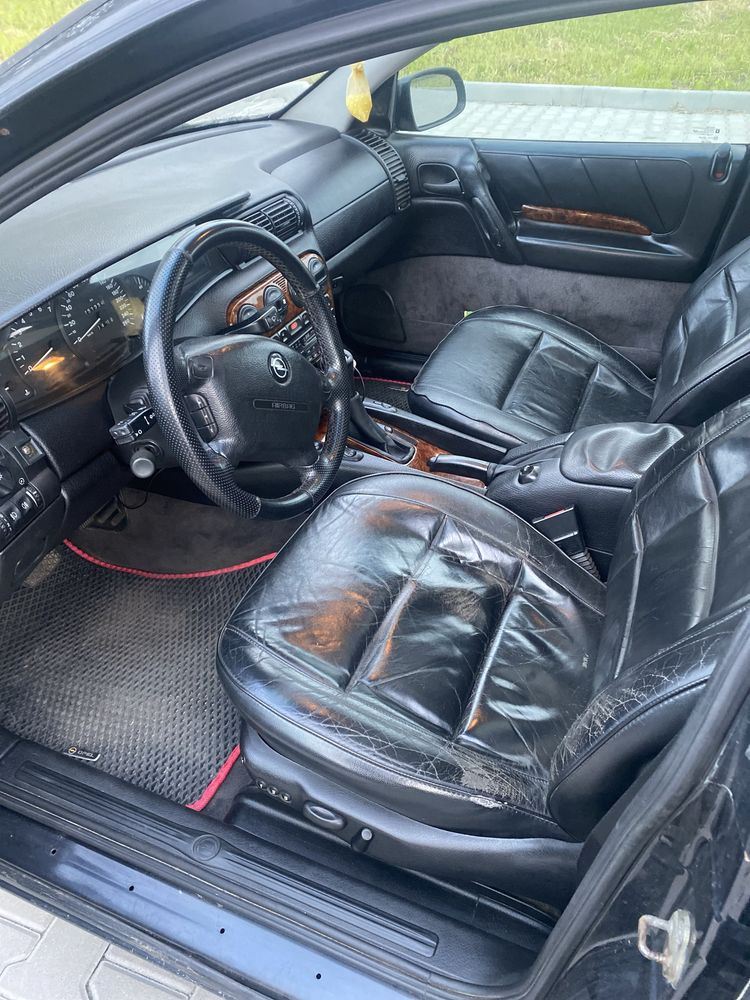 Opel Omega B 2.5 V6
