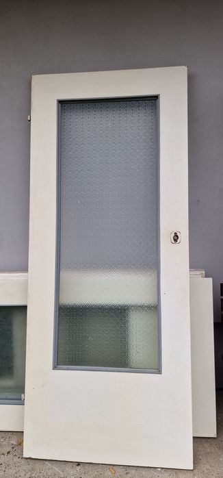 Drzwi z demontażu