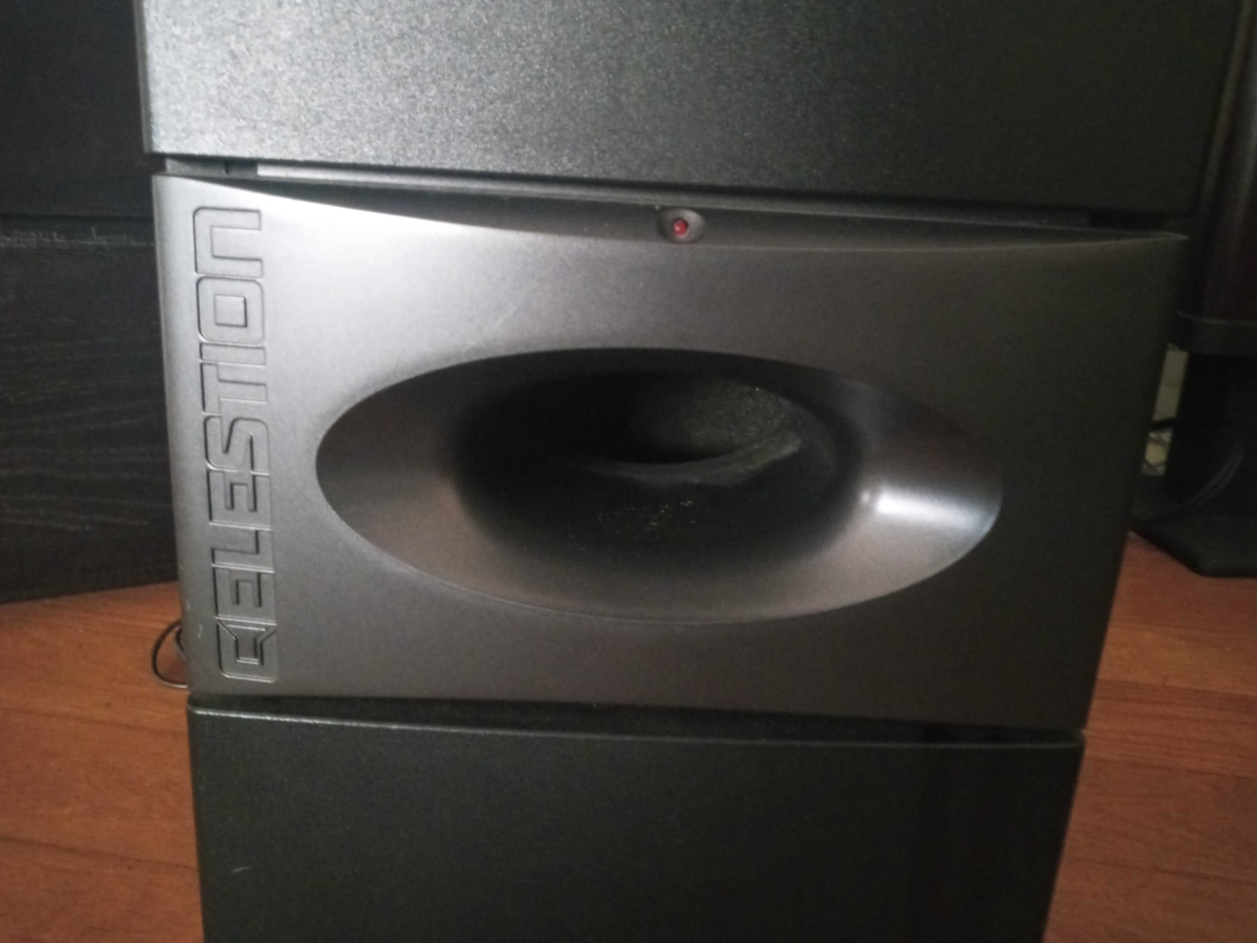 Subwoofer ativo Celestion CSW MKII (150 W)