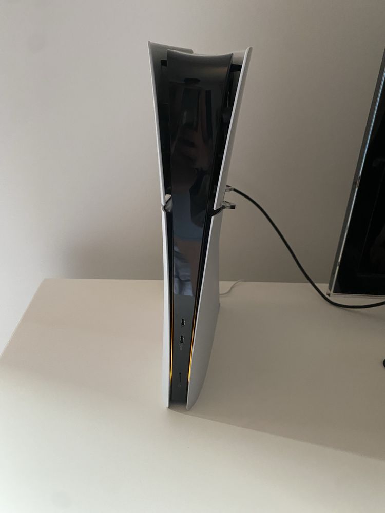Ps5 + 1 comando + 1 carregador