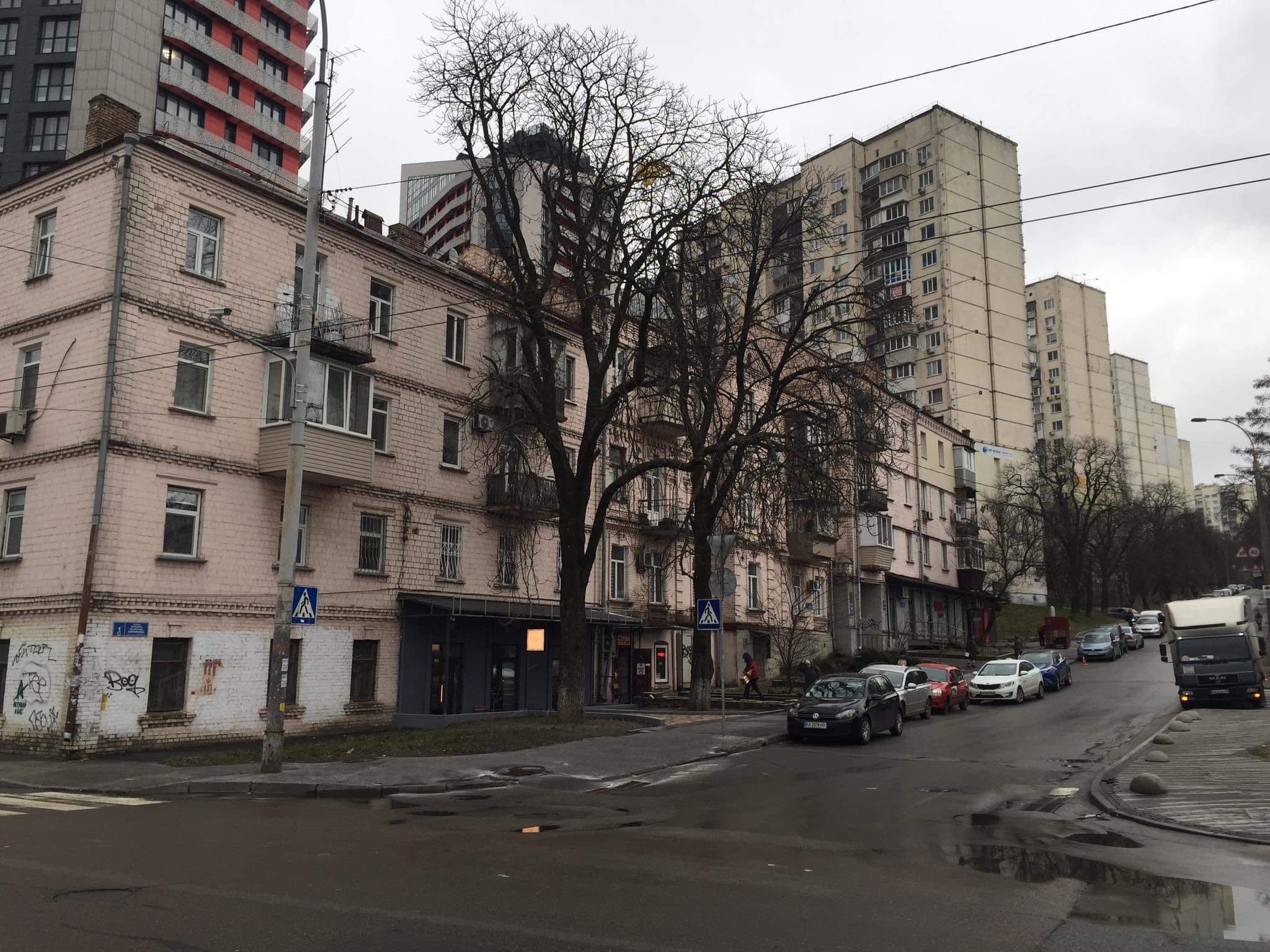 Квартира Посуточно жд вокзал( 2 мин), клиника Очі, Ультрамарин, МВД