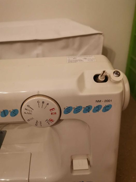 Máquina de costura Fust Primotecq