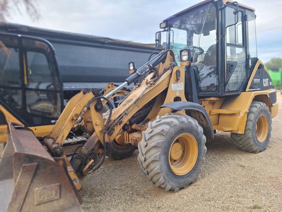 Ładowarka Cat 906 Silnik Perkins mini ładowarka przegłubowa