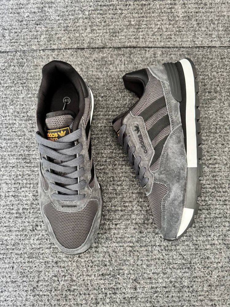Кросівки чоловічі Adidas TR EZIOD