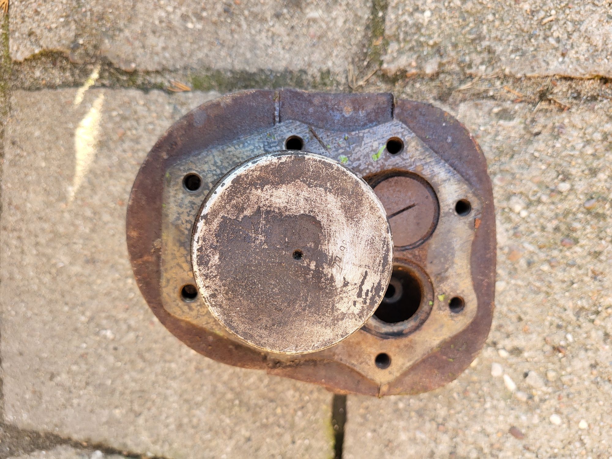 Cylindry m 72 k 750