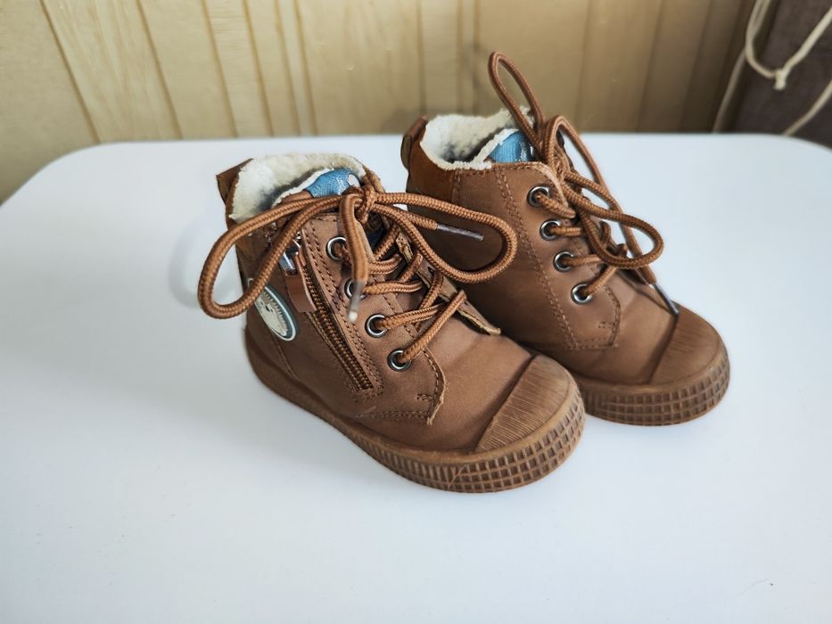 Демісезонні чобітки 22 р.