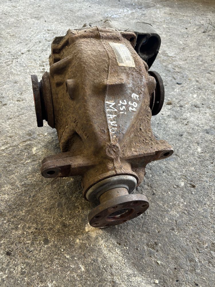 BMW E90 E91 E92 Dyfer most tył 325i N52 3.23