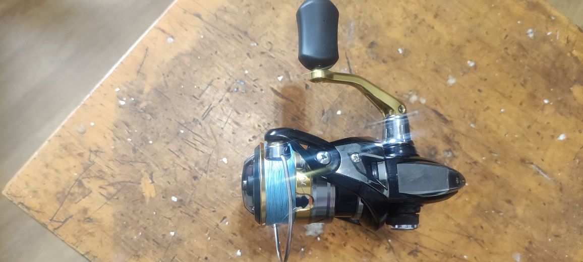 Продам shimano naskiI C2000S-B