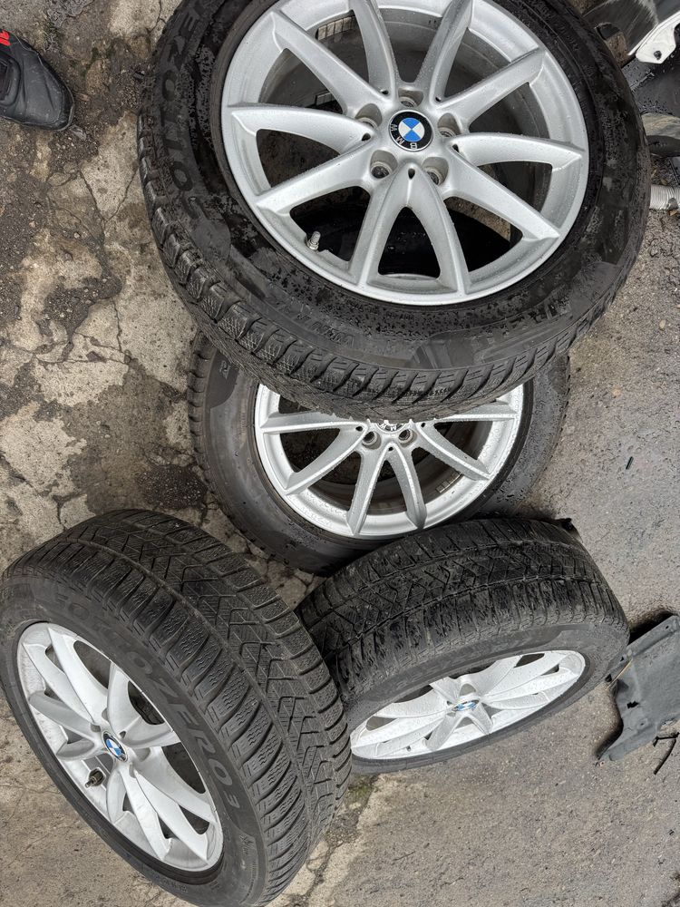 BMW F39 F48 Alufelgi 17 z oponami wzór 560