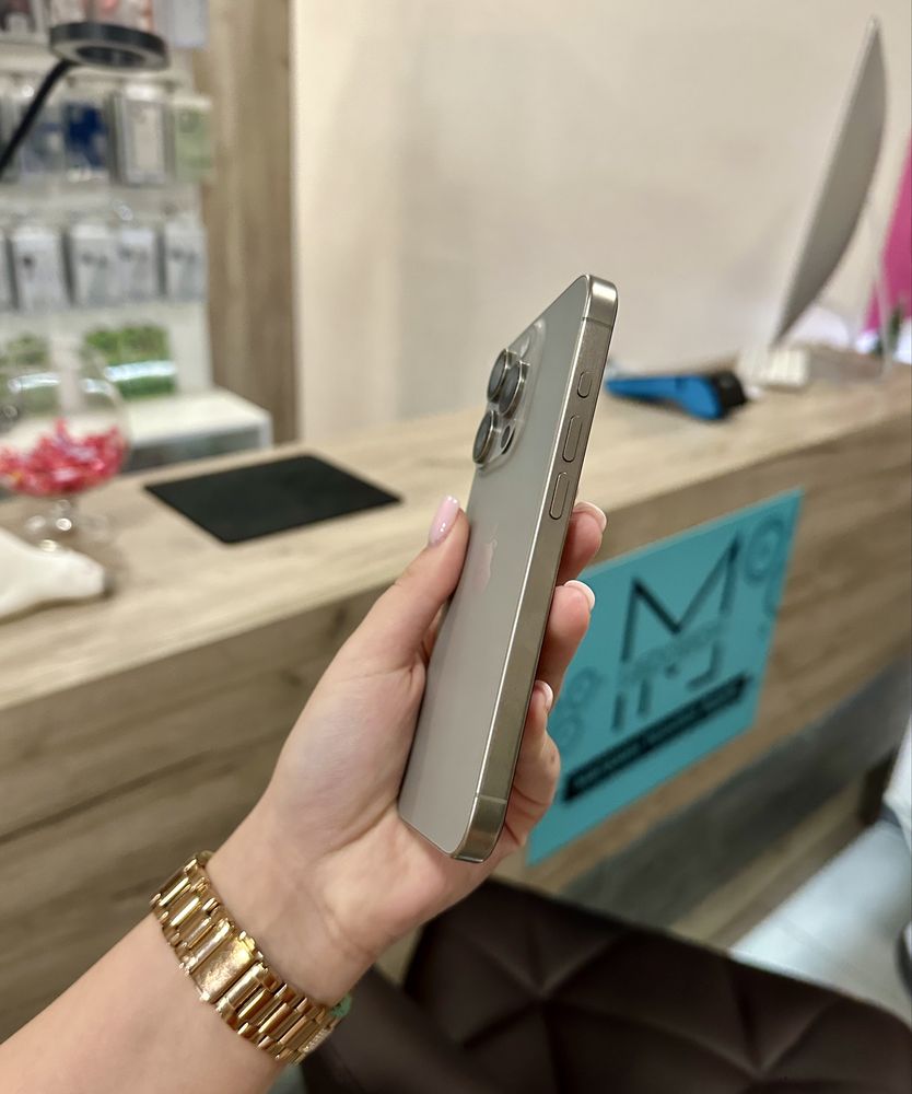 Iphone 15 Pro 256 Gb Natural Titanium Розстрочка Обмін Магазин Скло