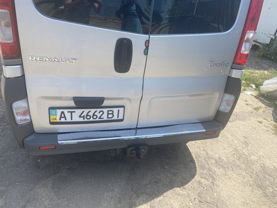 Opel Vivaro Renault Trafic Primastar Накладка на задний бампер