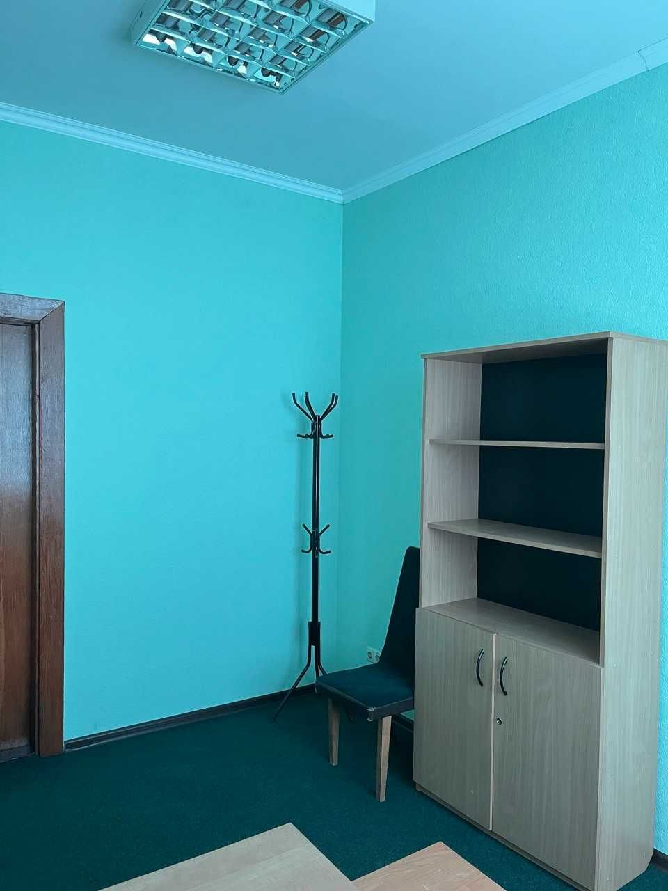 Оренда офісного приміщєння, Поділ, метро Контрактова Площа, 12 м2