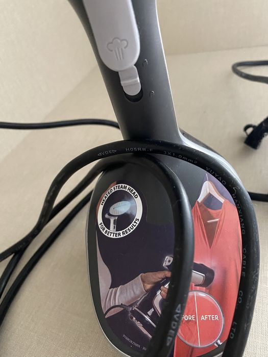 Ferro de engomar vertical