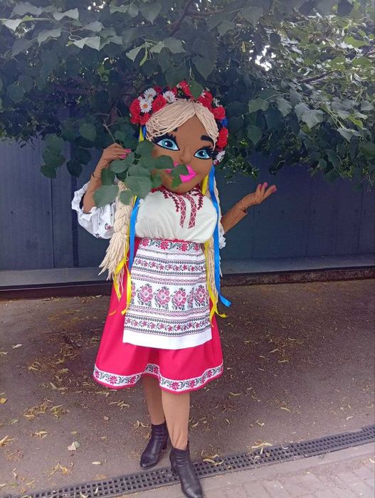 Ростовые куклы Украиночка и Верка-Сердючка  праздник с характером