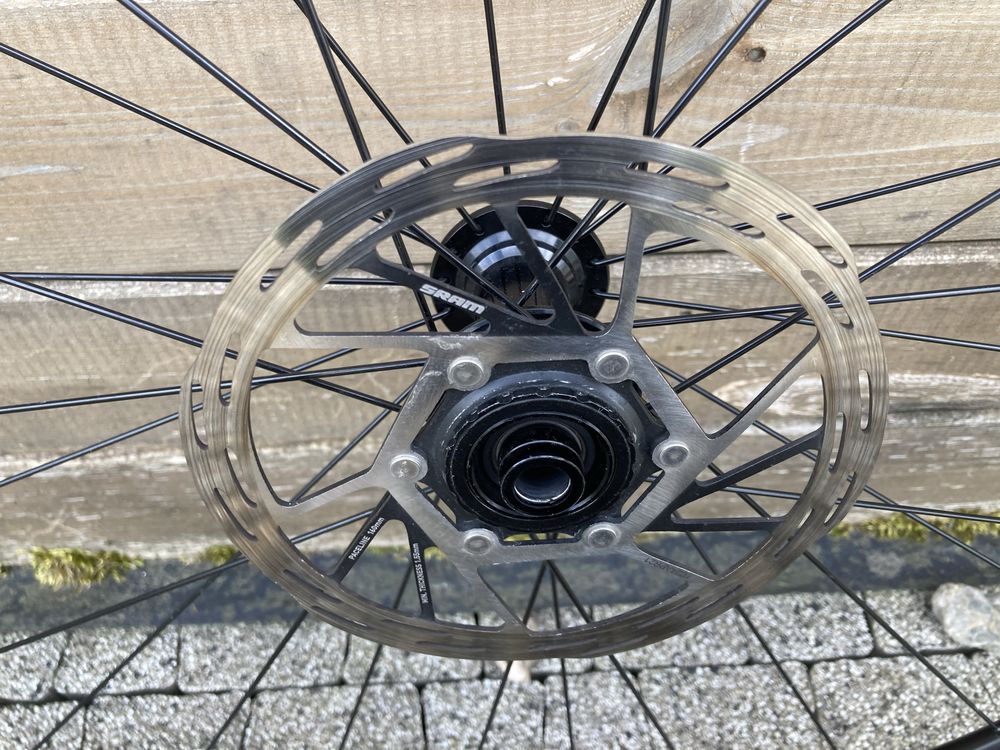 Koła Fulcrum Rapid Red 900 700C, Hutchinson Touareg 40C, tarcze 160mm