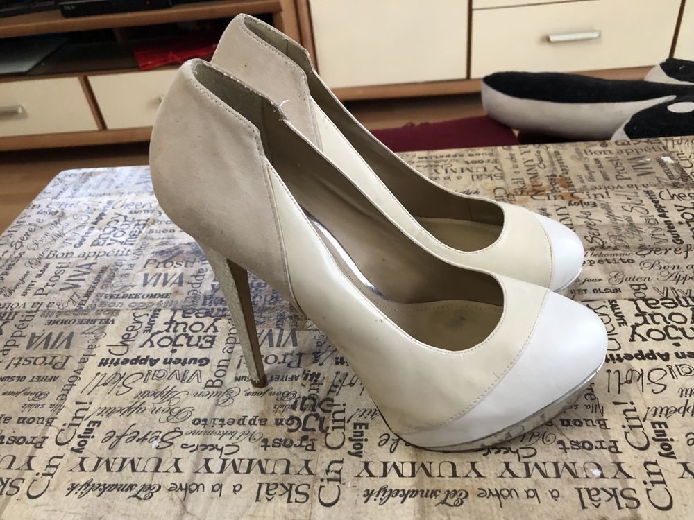 Buty szpilki Aldo 40