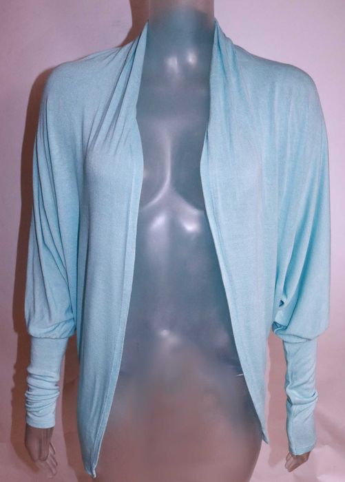 Narzutka damska z długim rękawem rozmiar uniwersalny