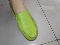 Mocassins de cor verde