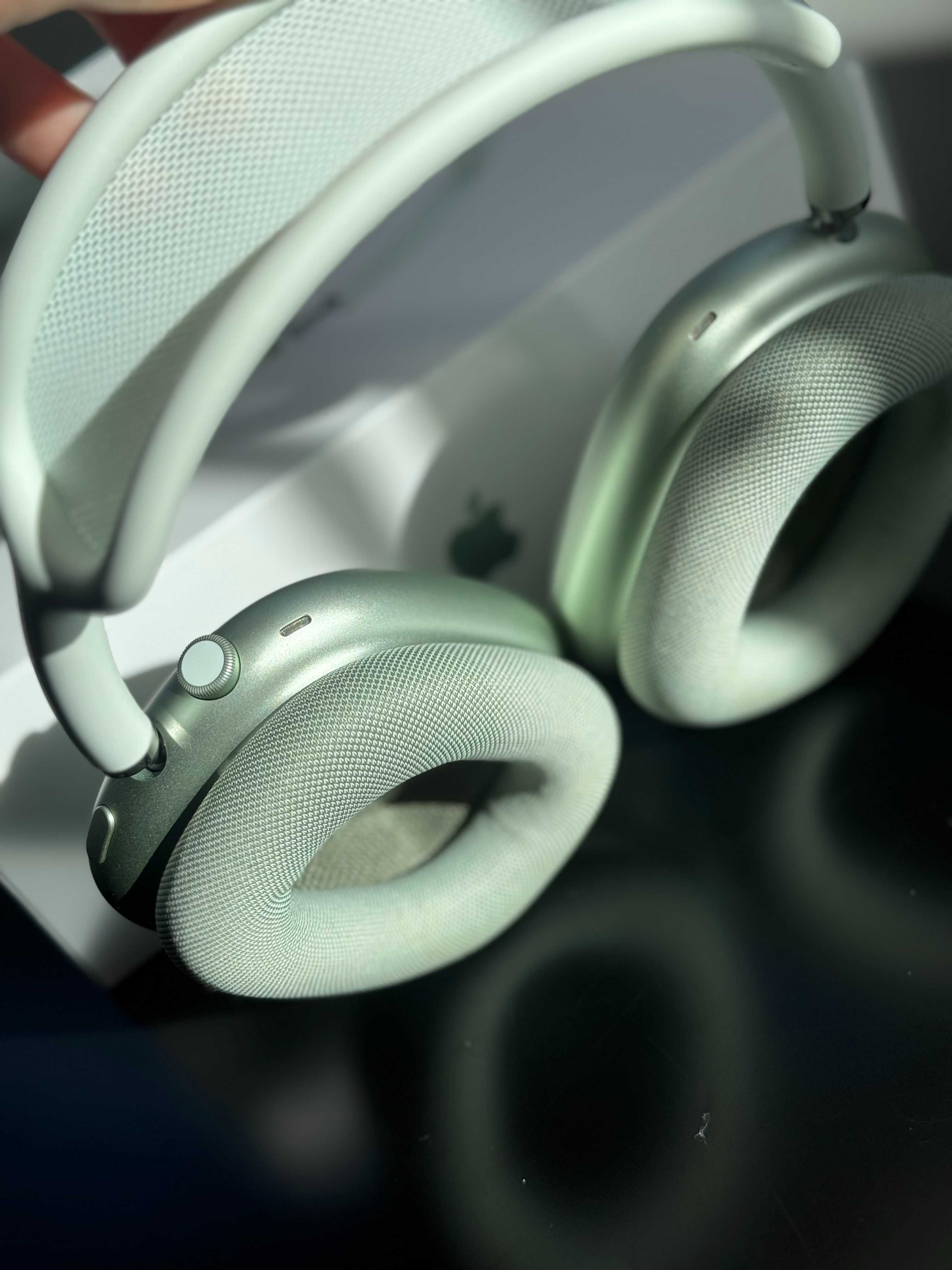 Airpods Max. Green color. New