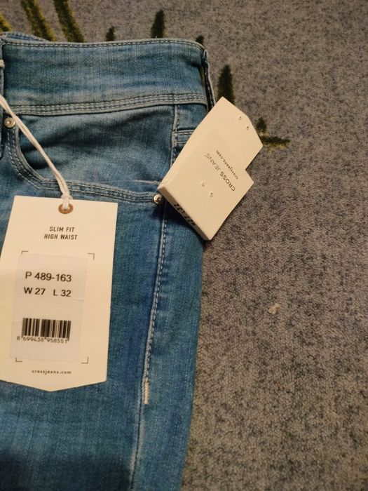 Nowe spodnie cross jeans z metką