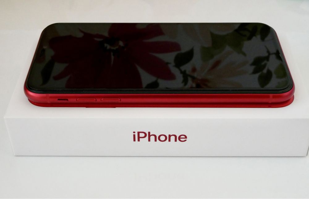 Iphone 11 Product Red офіціал. стан Нового