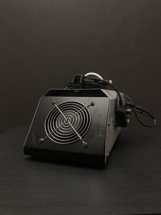 Eurolite NH-30 MK2 DMX Hazer (Máquina de névoa)