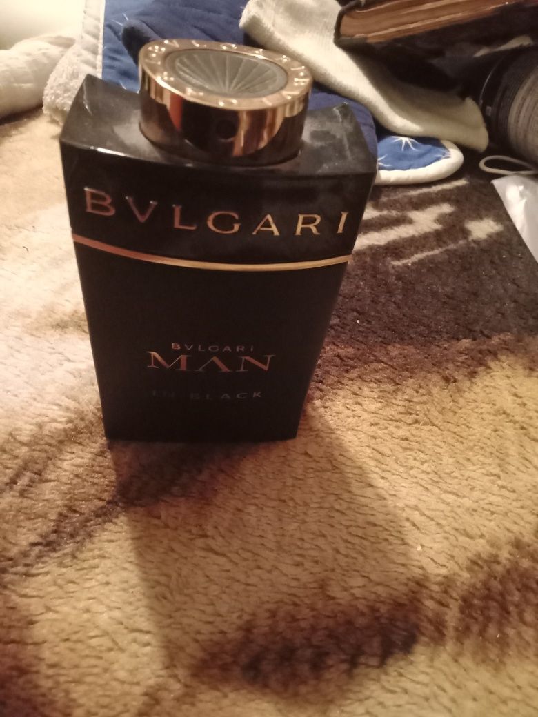 Butelka 100 ml po bvlgari.