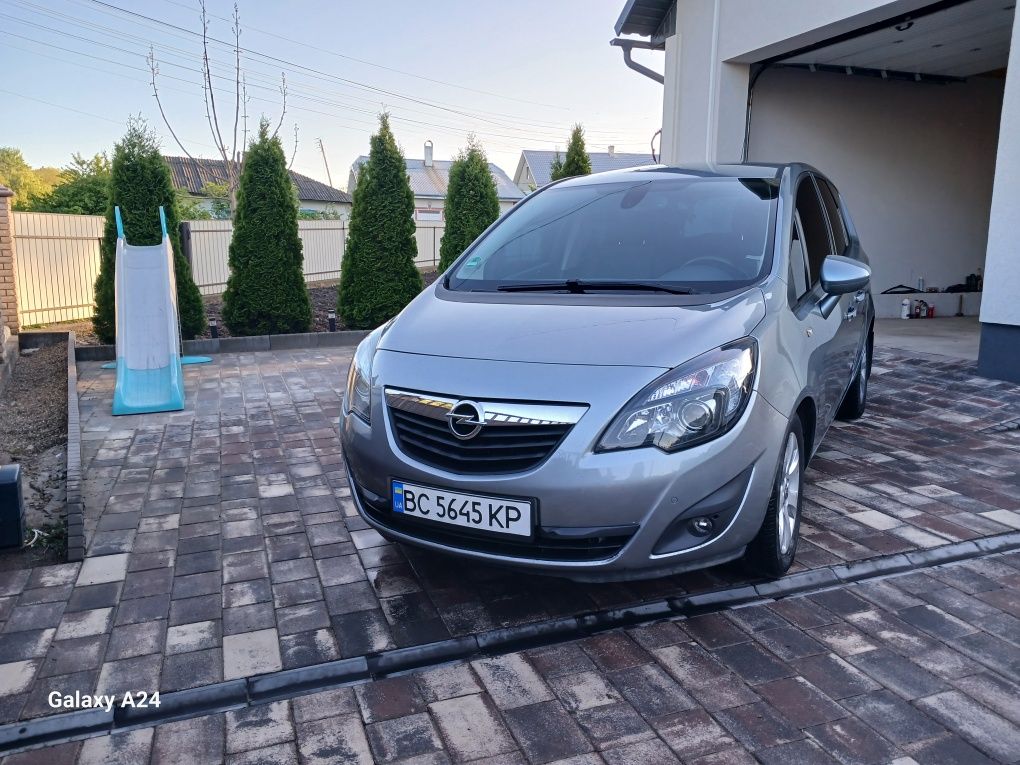 Продам Opel Meriva