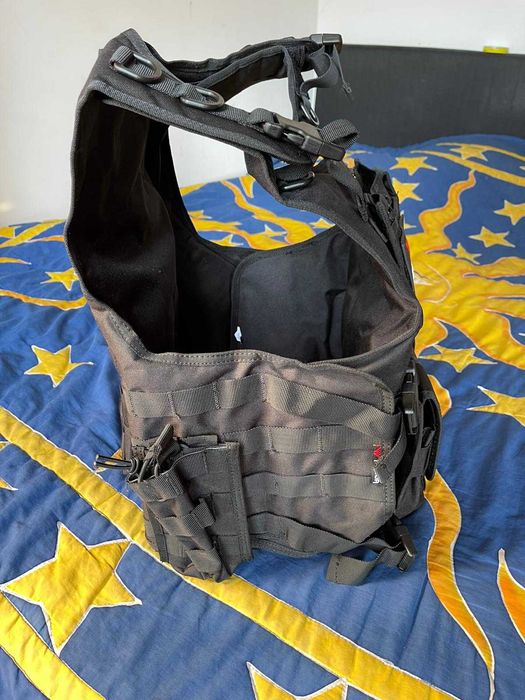 Розвантажувальний жилет-плитоноска YAKEDA