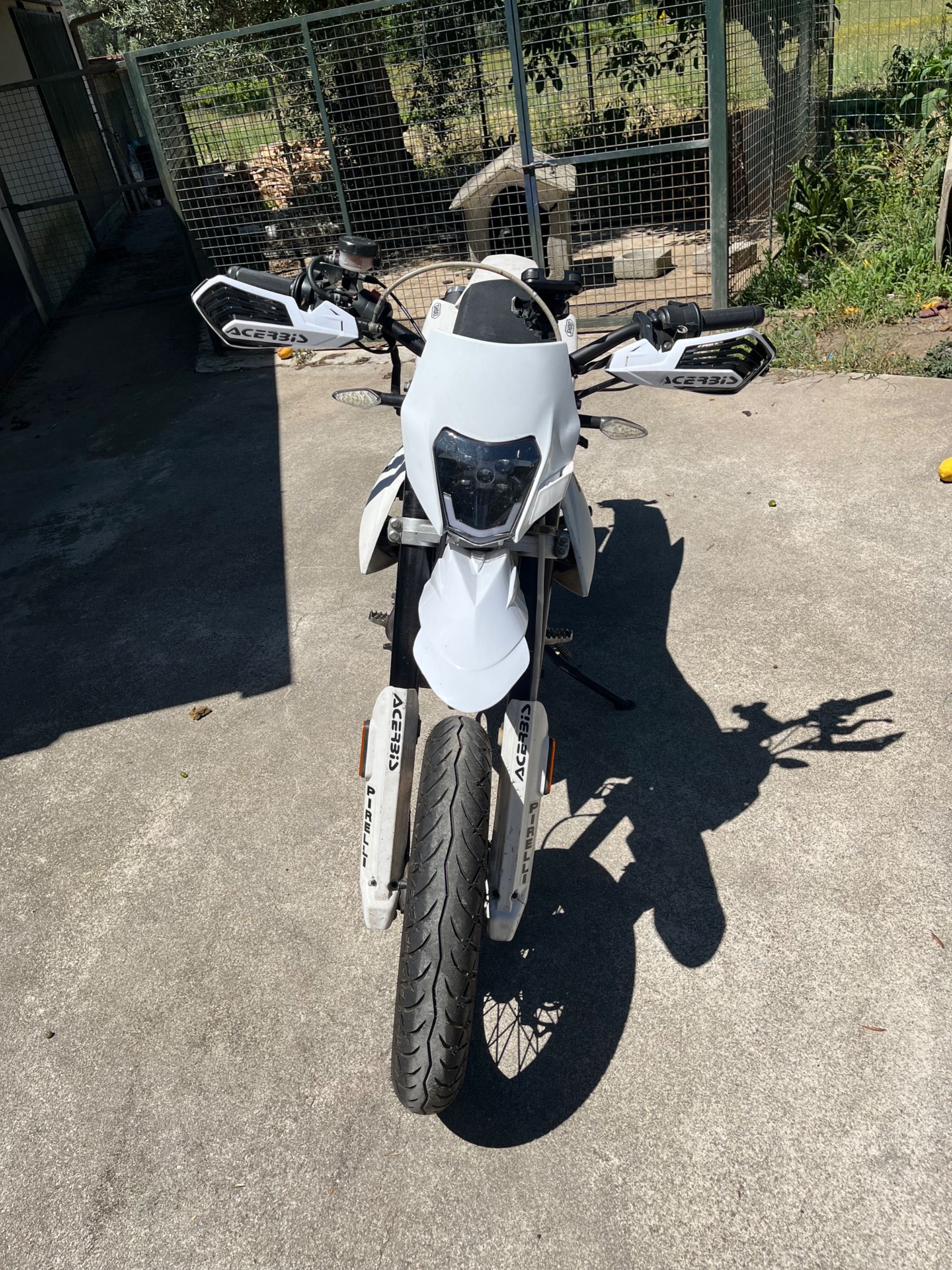 Vendo mota 125cc