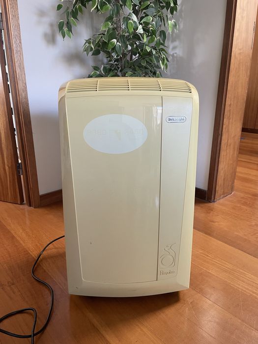 Vendo Ar Condicionado Portátil DELONGHI TYPE PAC N85