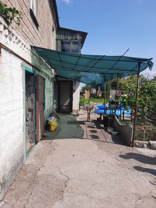 Продам большой крепкий дом в Таромском