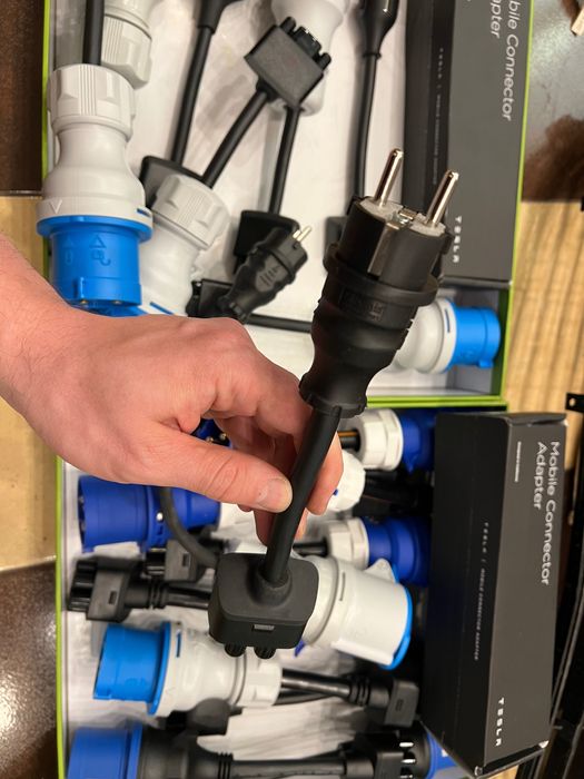 Перехідник хвіст адптер Tesla 32а силова вилка (shuko)