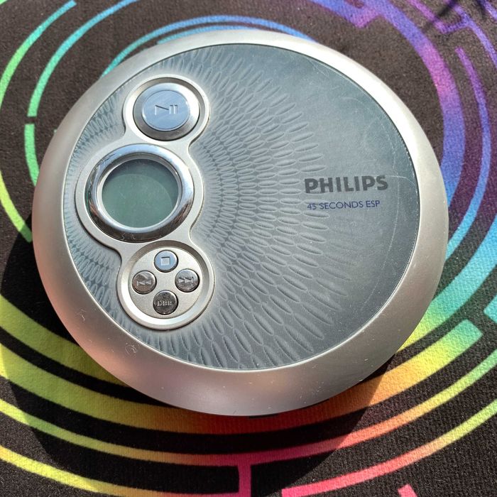 Портативний CD програвач Philips AX2400 та інші плеєри