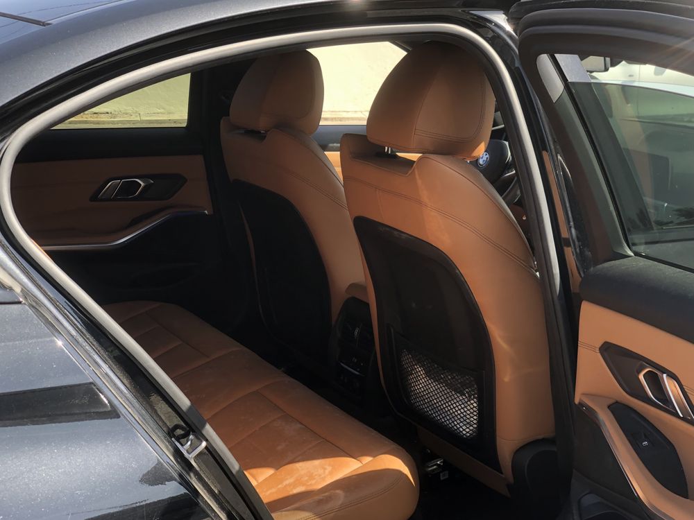 BMW 330i 2019 | 36.000 km | 34.000€