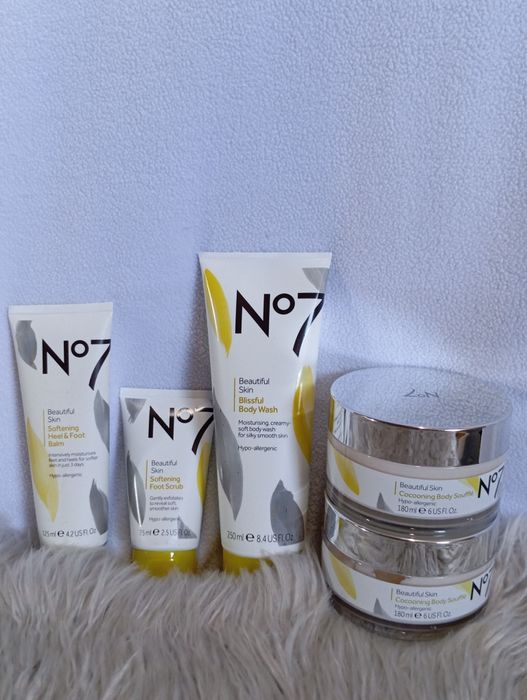 Zestaw kosmetyków No7
